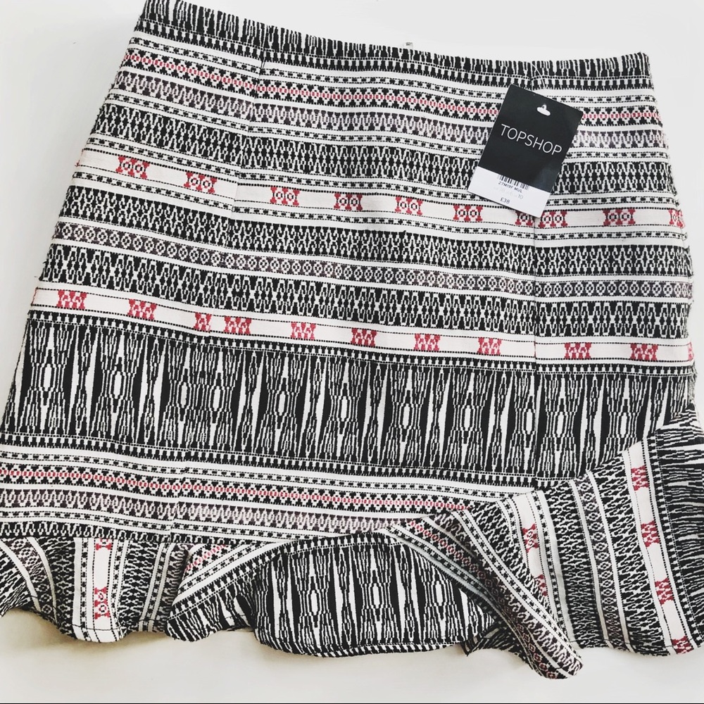 ⬇️NWT Topshop patterned ruffle bottom skirt (6)